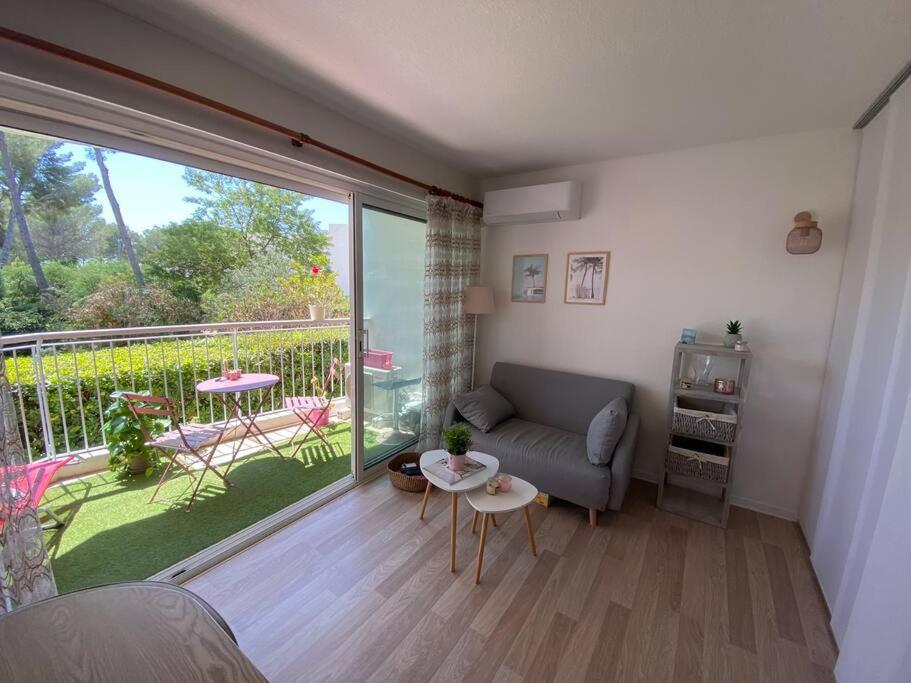 Saint-Raphaël Studio Cosy 100M Plage المظهر الخارجي الصورة
